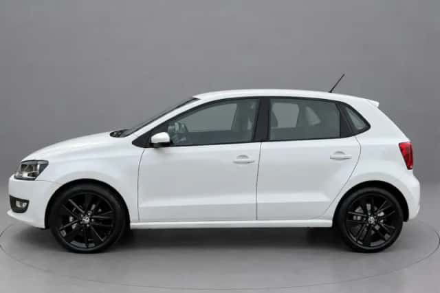 Volkswagen Polo (2010) thumbnail 3