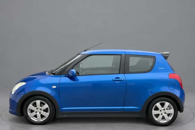 Suzuki Swift (2007) thumbnail 3