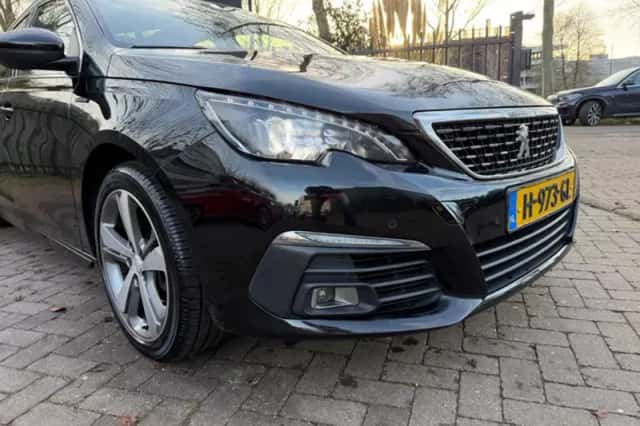 Peugeot 308 (2020) thumbnail 5