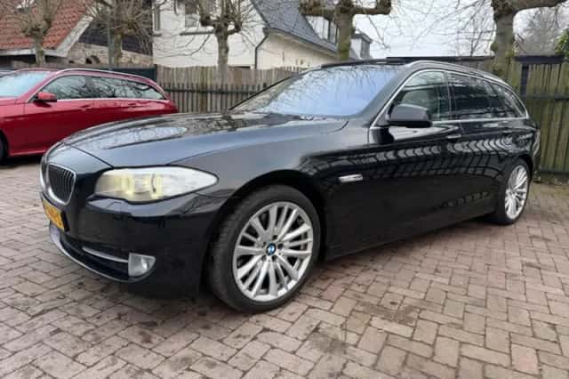 BMW 5-Serie (2012) thumbnail 3