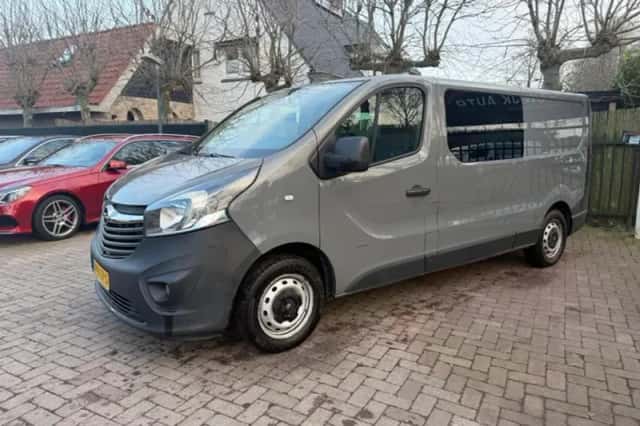 Opel Vivaro (2017) thumbnail 3