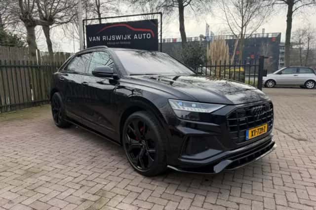 Audi Q8 (2019) thumbnail 1