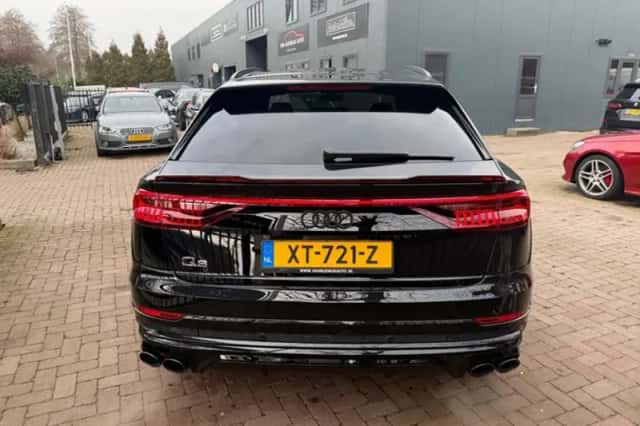Audi Q8 (2019) thumbnail 5