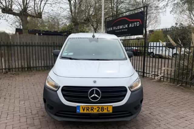 Mercedes-Benz Citan (2022) thumbnail 2