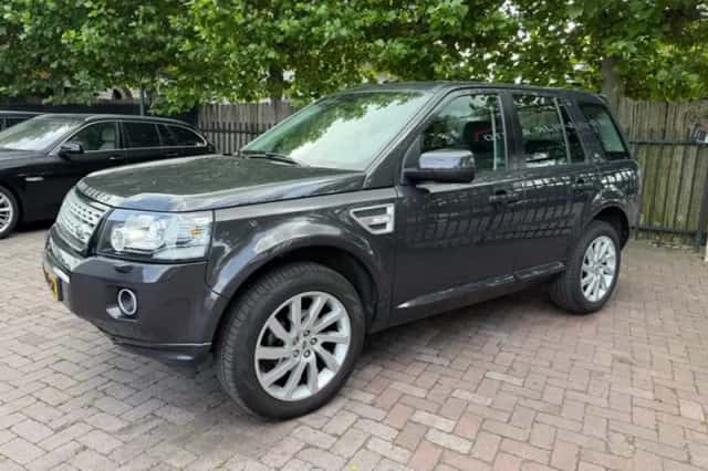 Land Rover Freelander (2013) thumbnail 3