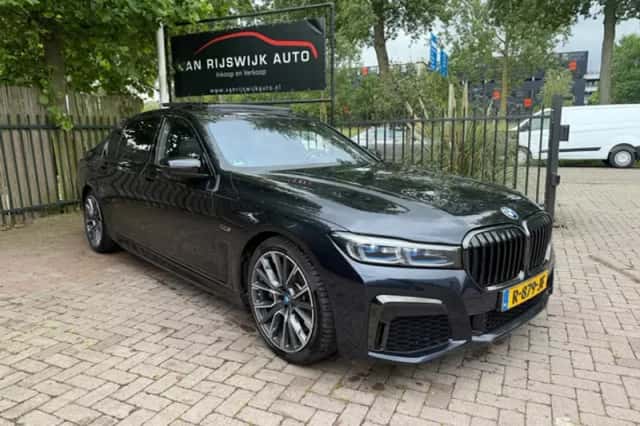 BMW 7-Serie (2022) thumbnail 1