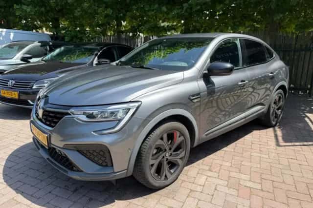 Renault Arkana (2022) thumbnail 3