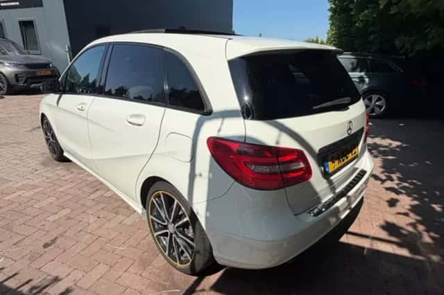 Mercedes-Benz B-Klasse (2013) thumbnail 4