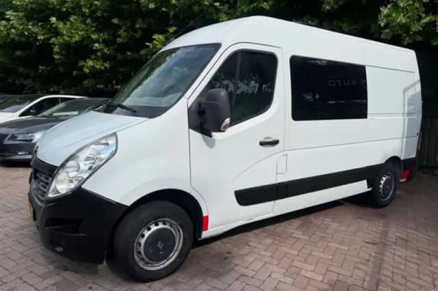 Renault Master (2015) thumbnail 3