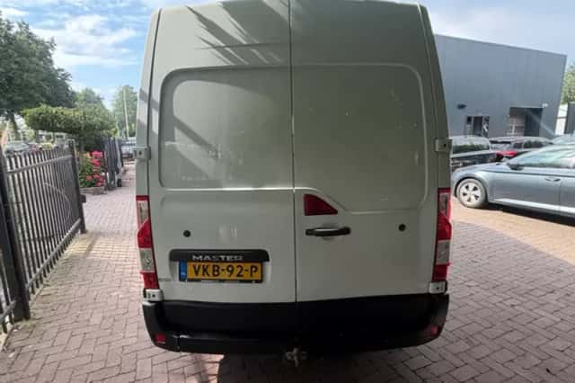 Renault Master (2015) thumbnail 5