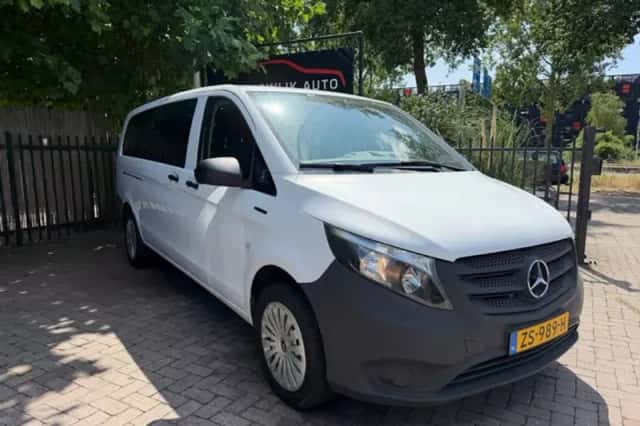 Mercedes-Benz eVito (2019) thumbnail 1