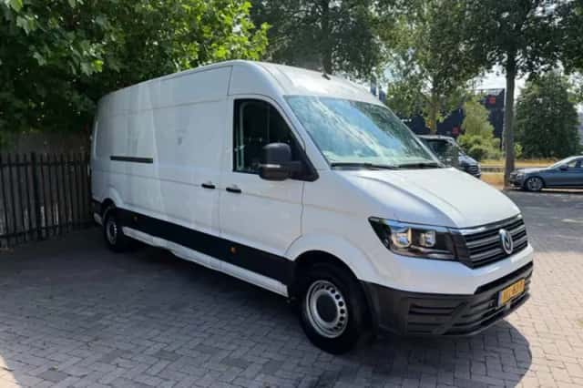 Volkswagen Crafter (2020) thumbnail 1