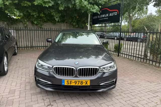 BMW 5-Serie (2018) thumbnail 2