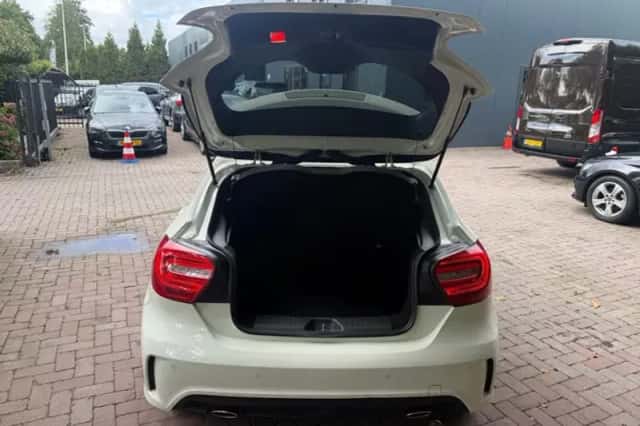 Mercedes-Benz A-Klasse (2015) thumbnail 6