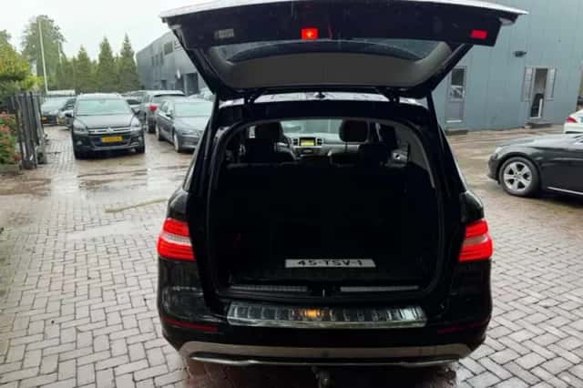 Mercedes-Benz M-Klasse (2011) thumbnail 5