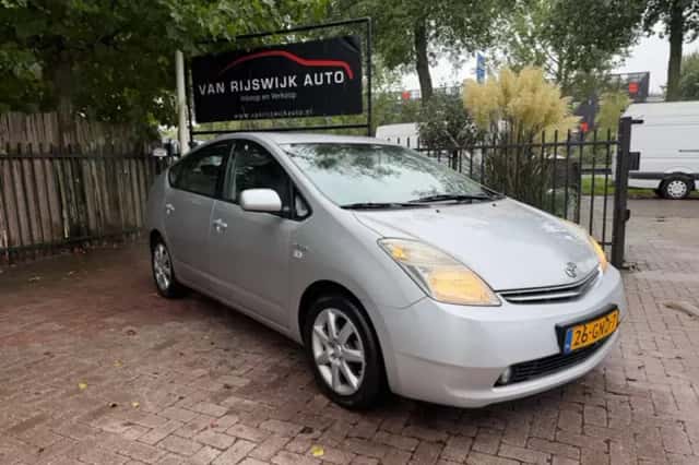 Toyota Prius (2007) thumbnail 1
