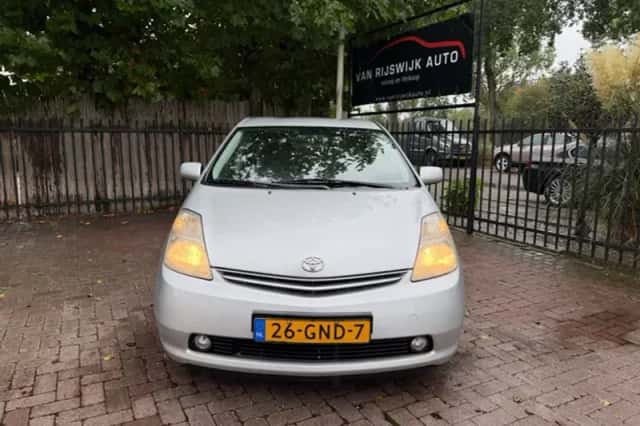 Toyota Prius (2007) thumbnail 2