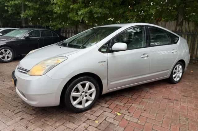 Toyota Prius (2007) thumbnail 3