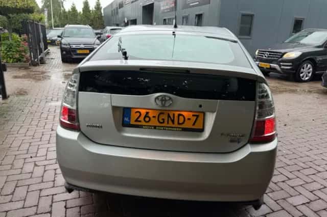 Toyota Prius (2007) thumbnail 5