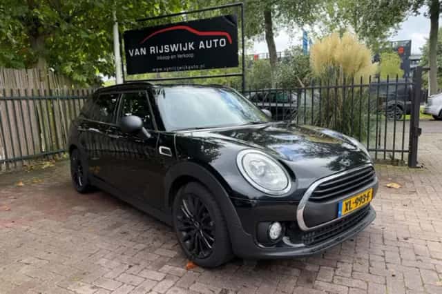 MINI Clubman (2019) thumbnail 1