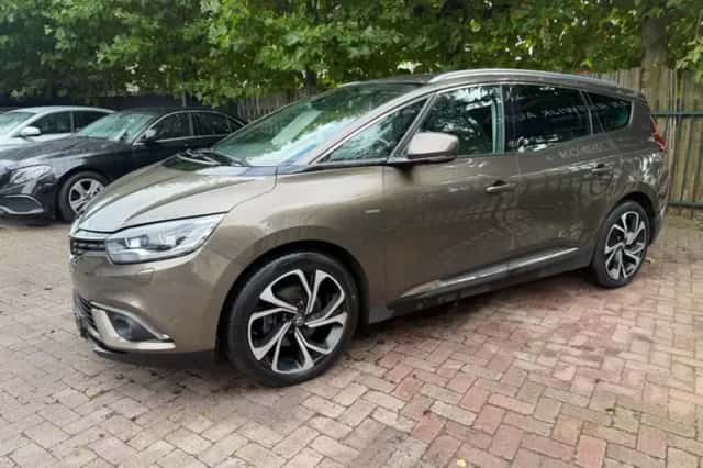 Renault Grand Scénic (2017) thumbnail 3