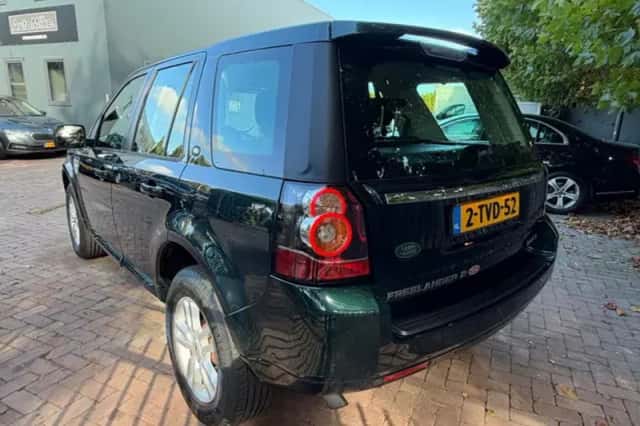 Land Rover Freelander (2014) thumbnail 4