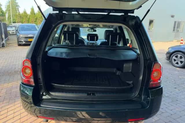 Land Rover Freelander (2014) thumbnail 6