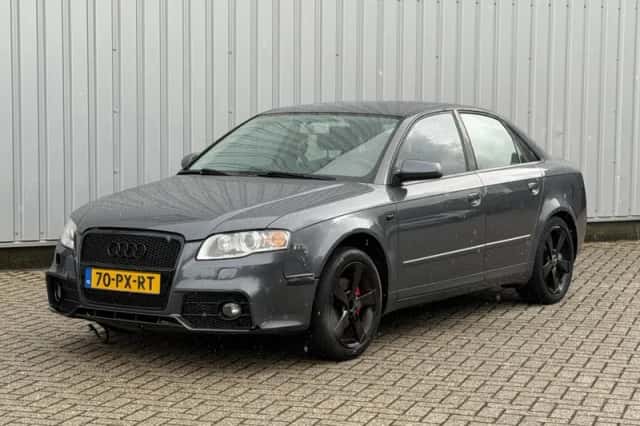 Audi A4 (2005) thumbnail 1
