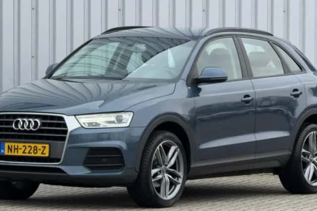 Audi Q3 (2016) thumbnail 1