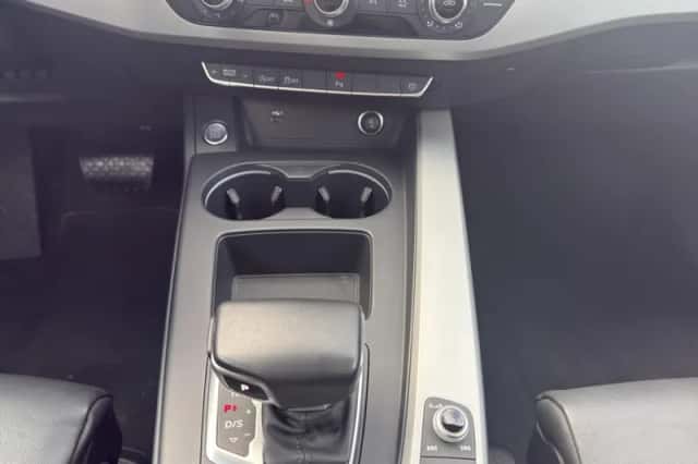 Audi A4 (2022) thumbnail 16