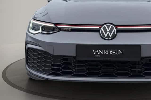 Volkswagen Golf (2023) thumbnail 24