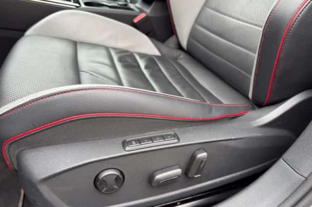 Volkswagen Golf (2023) thumbnail 27