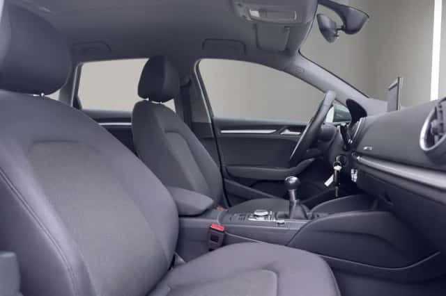 Audi A3 (2019) thumbnail 17