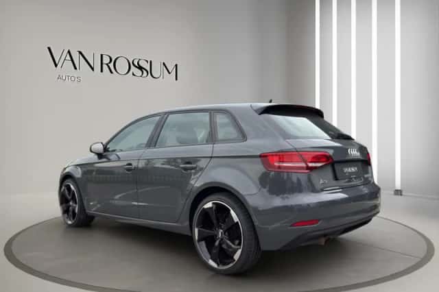 Audi A3 (2019) thumbnail 5