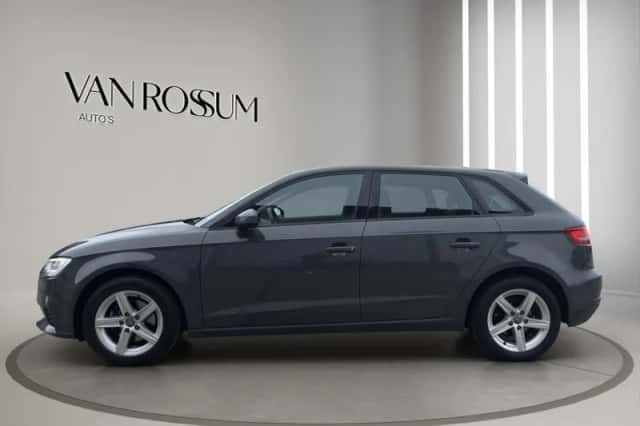 Audi A3 (2019) thumbnail 6