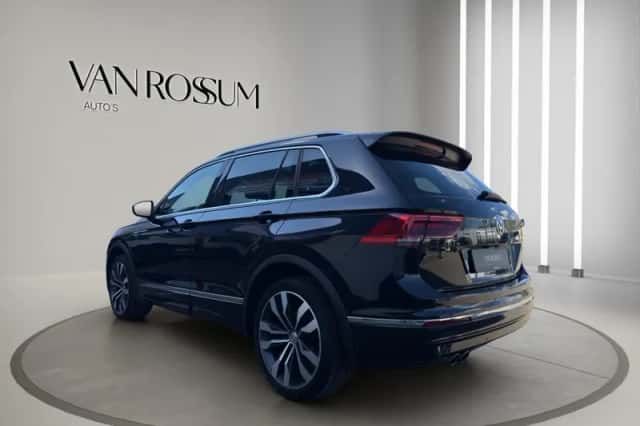 Volkswagen Tiguan (2018) thumbnail 5