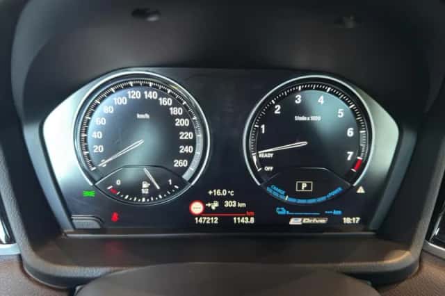 BMW X1 (2021) thumbnail 11