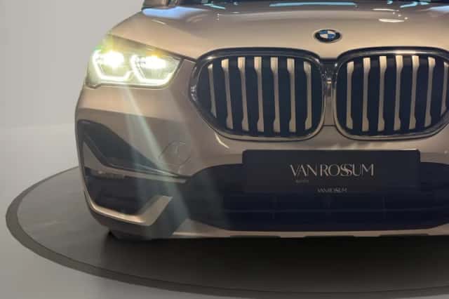 BMW X1 (2021) thumbnail 18
