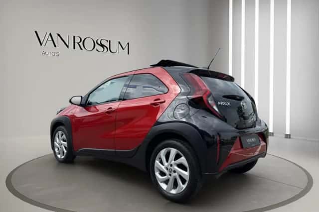 Toyota Aygo X (2024) thumbnail 5