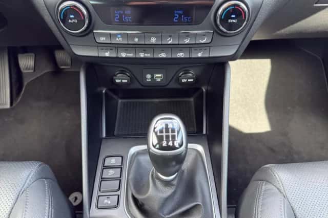 Hyundai Tucson (2017) thumbnail 15