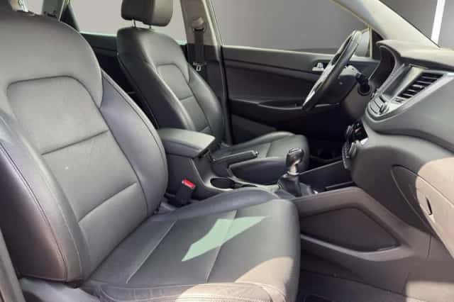 Hyundai Tucson (2017) thumbnail 18