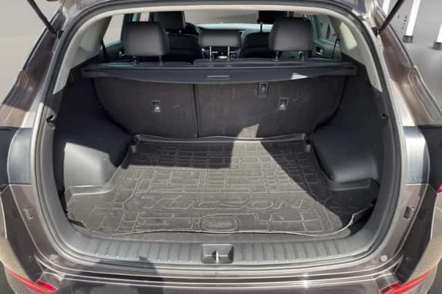 Hyundai Tucson (2017) thumbnail 21