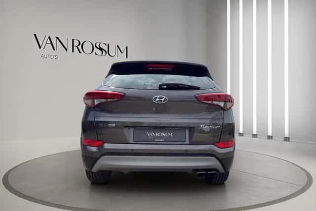 Hyundai Tucson (2017) thumbnail 4