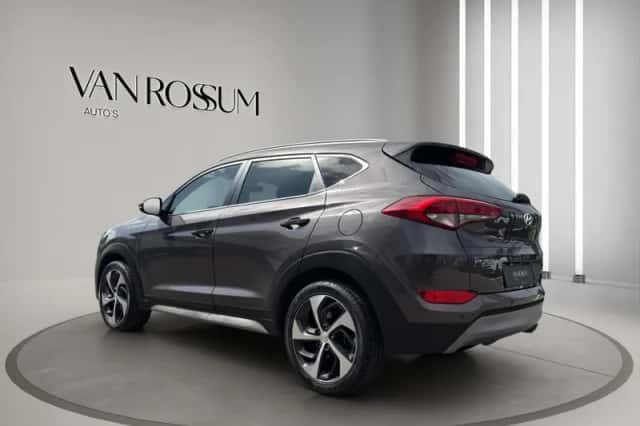 Hyundai Tucson (2017) thumbnail 5