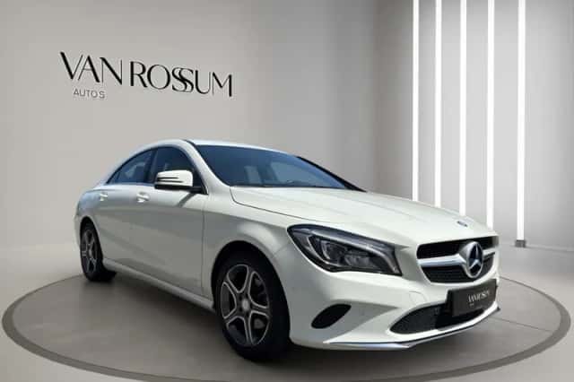 Mercedes-Benz CLA-Klasse (2017) thumbnail 1