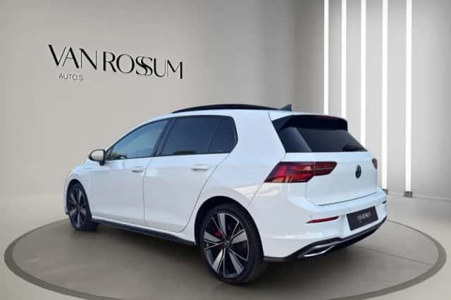 Volkswagen Golf (2021) thumbnail 5