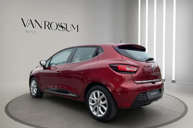 Renault Clio (2017) thumbnail 5