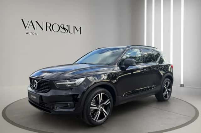 Volvo XC40 (2020) thumbnail 3