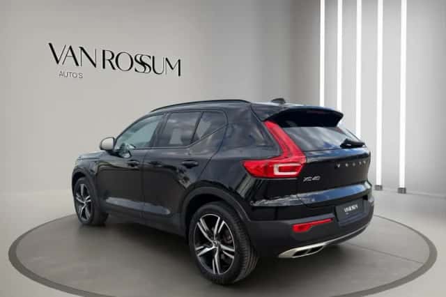 Volvo XC40 (2020) thumbnail 6
