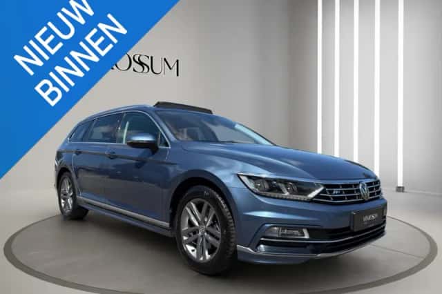 Volkswagen Passat (2016) thumbnail 1